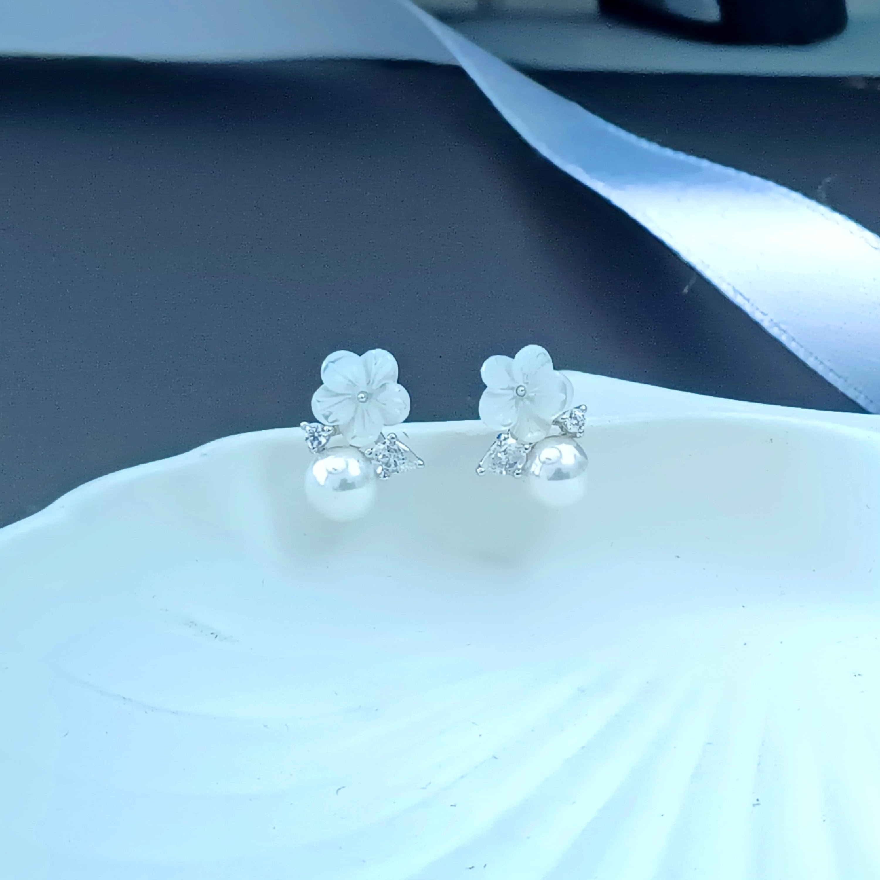 Liora Pearl Drops Sterling Silver Earring
