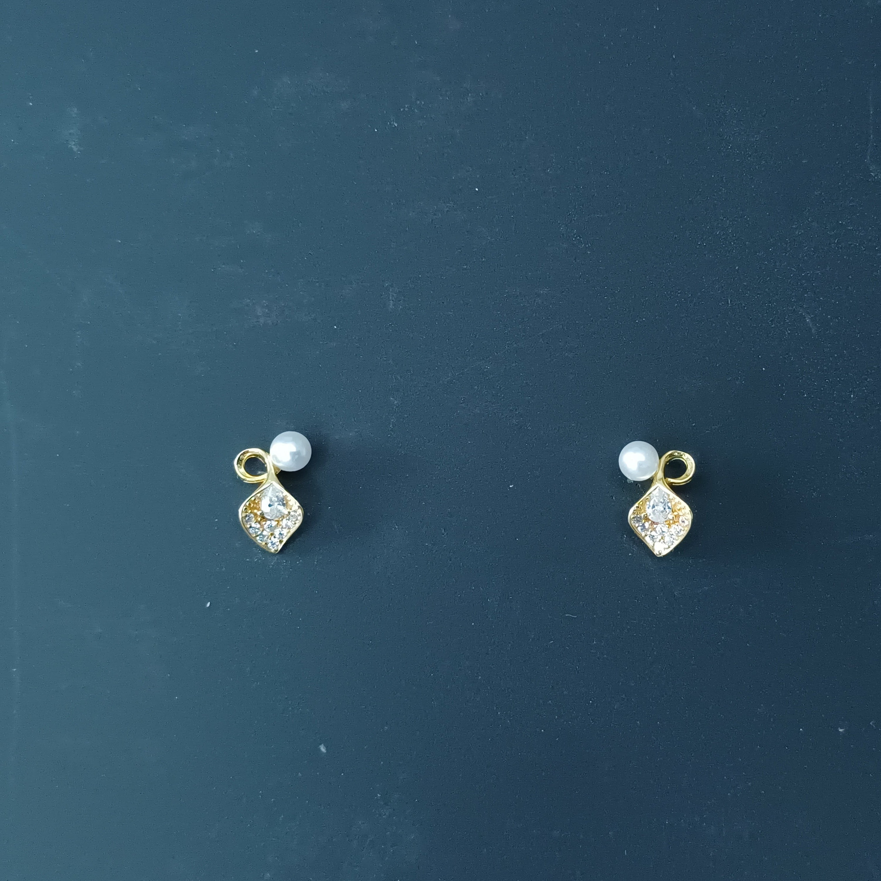 Deco Pearl Drops Sterling Silver Earring