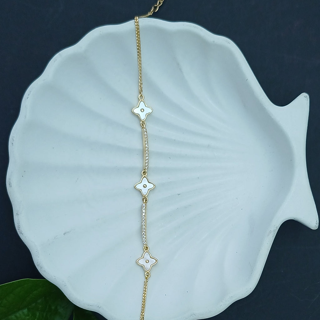 Infinite Clover 18K Gold Plated Silver Bracelet