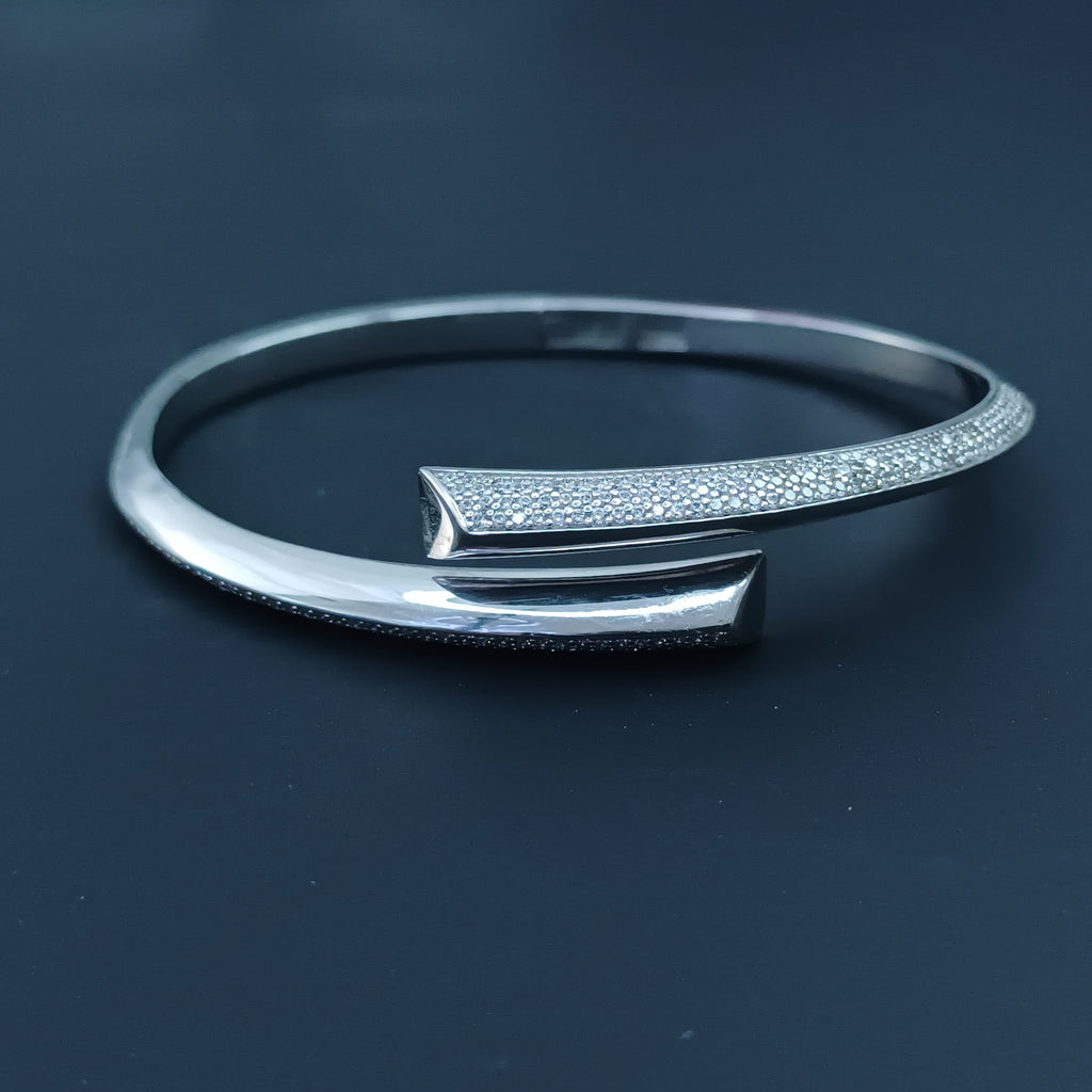 Frosted Wave Hinged Bracelet
