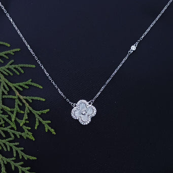 Clover Silhouette Silver Necklace