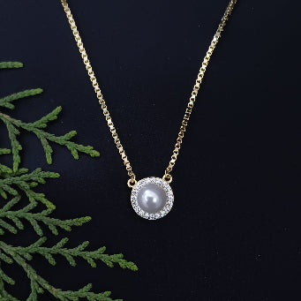 The Signature White Pearl Necklace