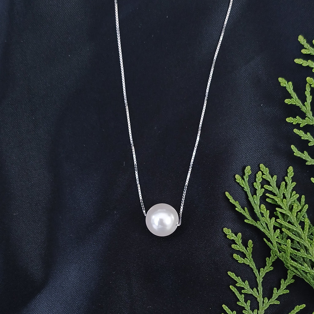 The Signature White Pearl Necklace