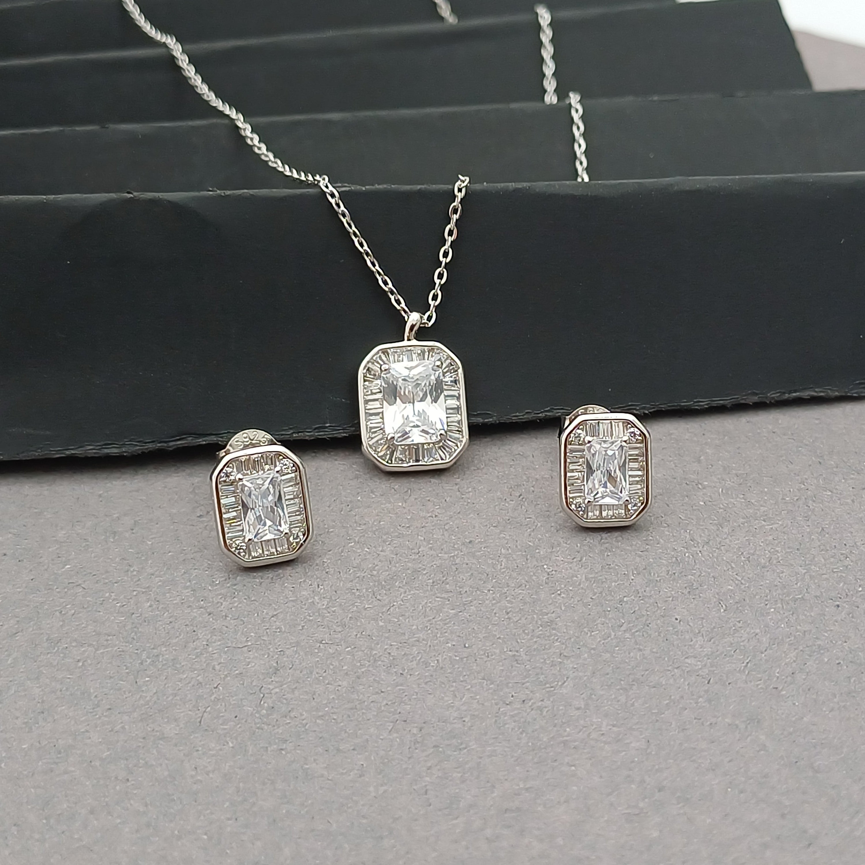 Rectangular Baguette Necklace Set