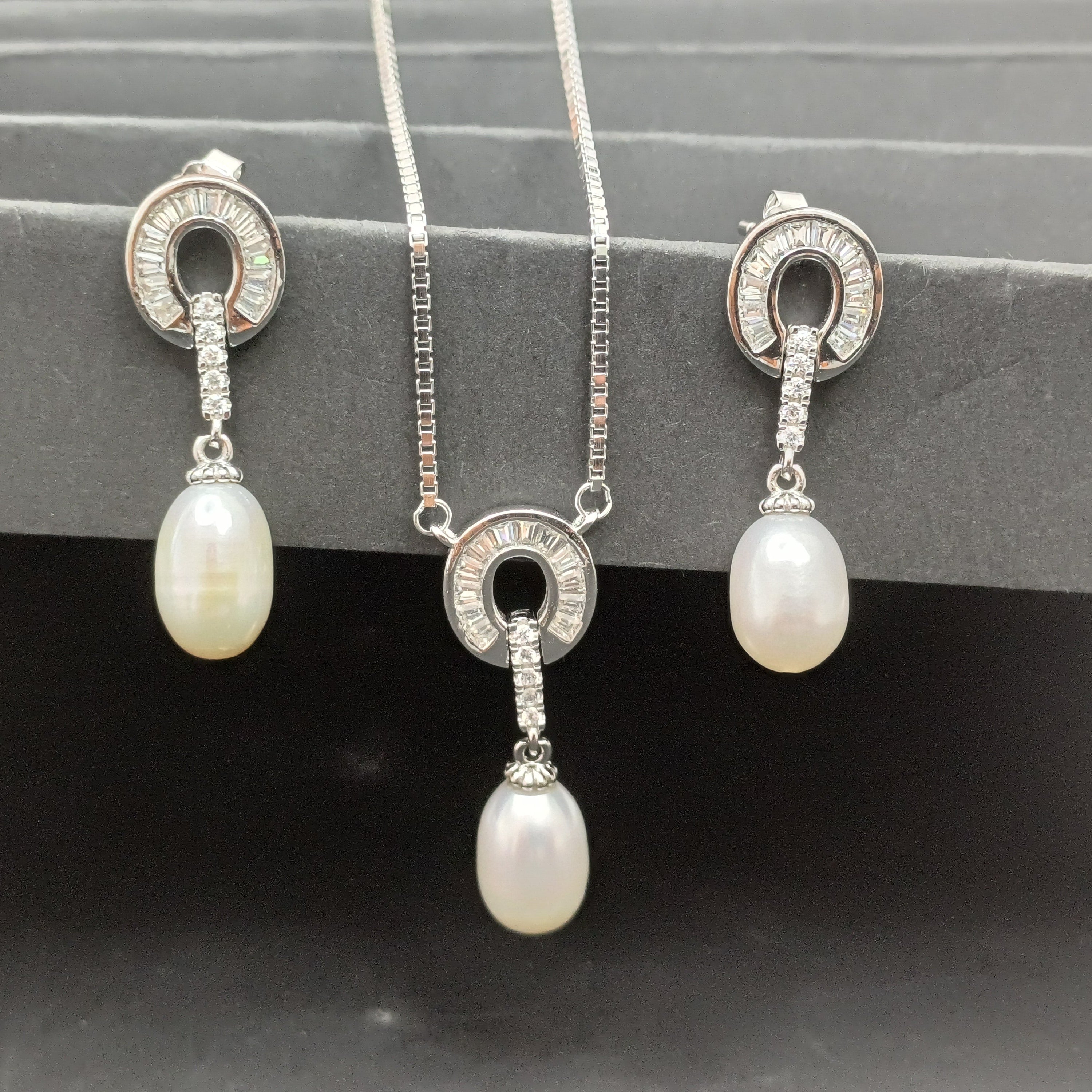 Arch Pearl Drop Sterling Silver Necklace Set