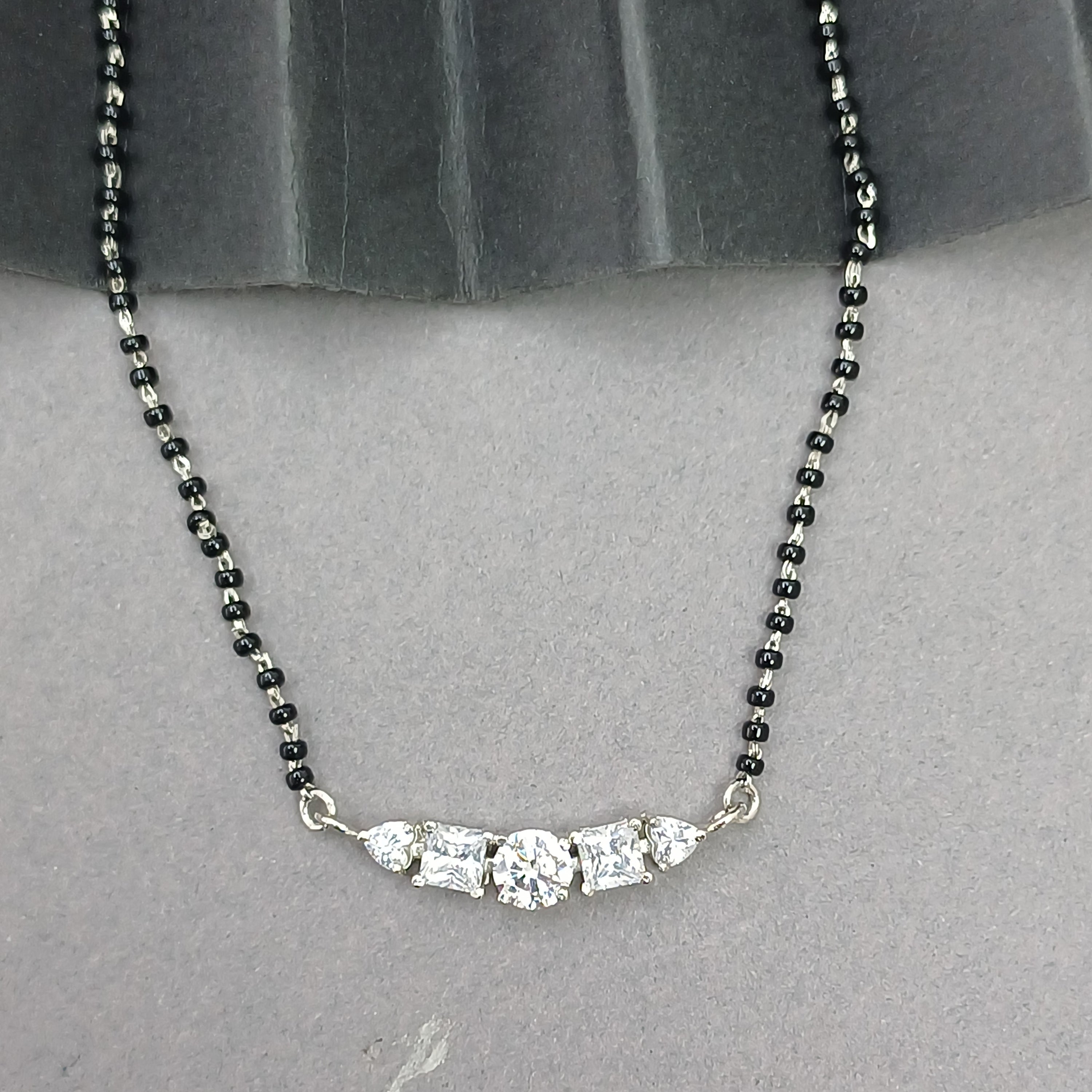 Linear Harmony Mangalsutra set