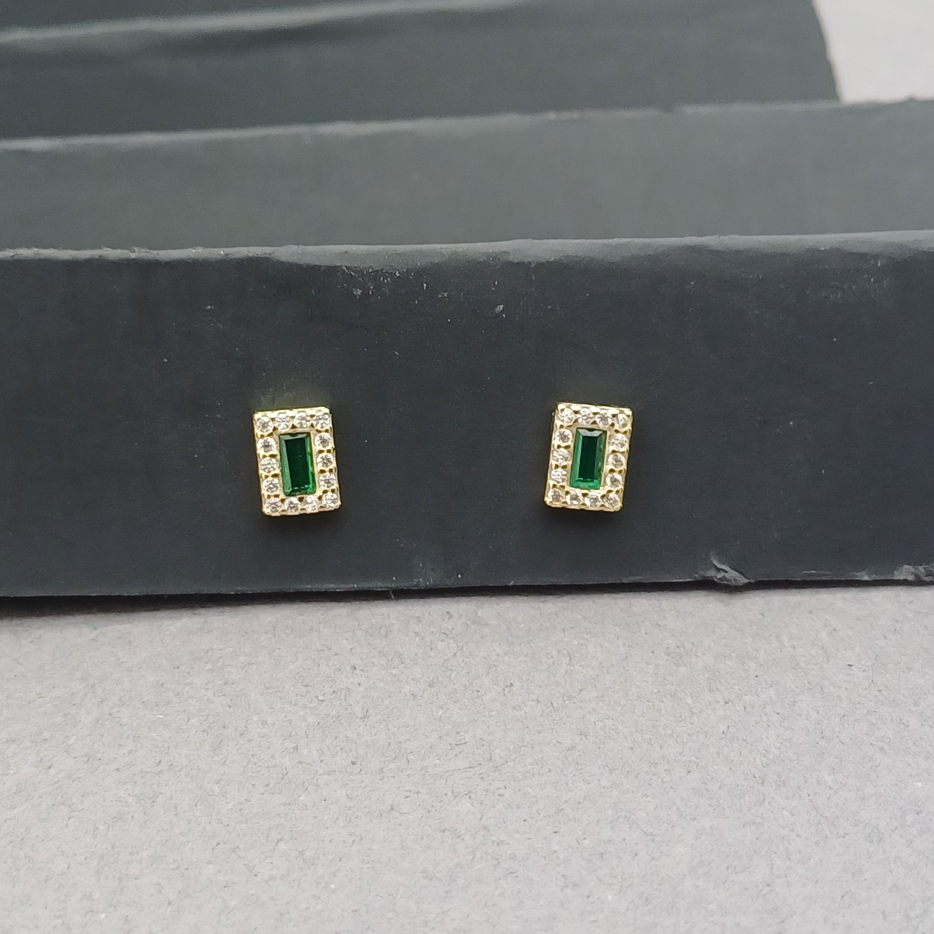 Vintage Ivy Baguette Earrings