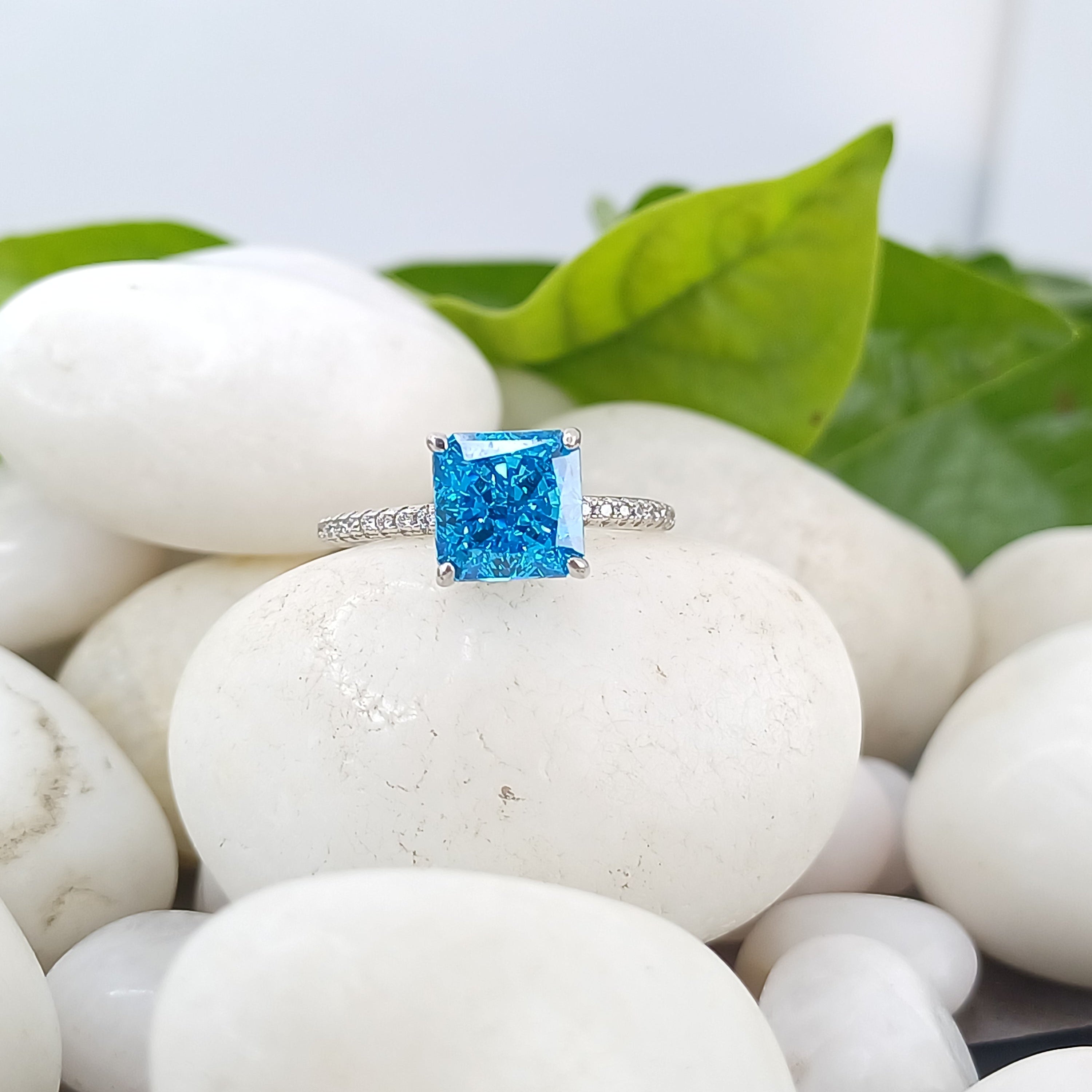 Majestic Blue Square-Cut Ring