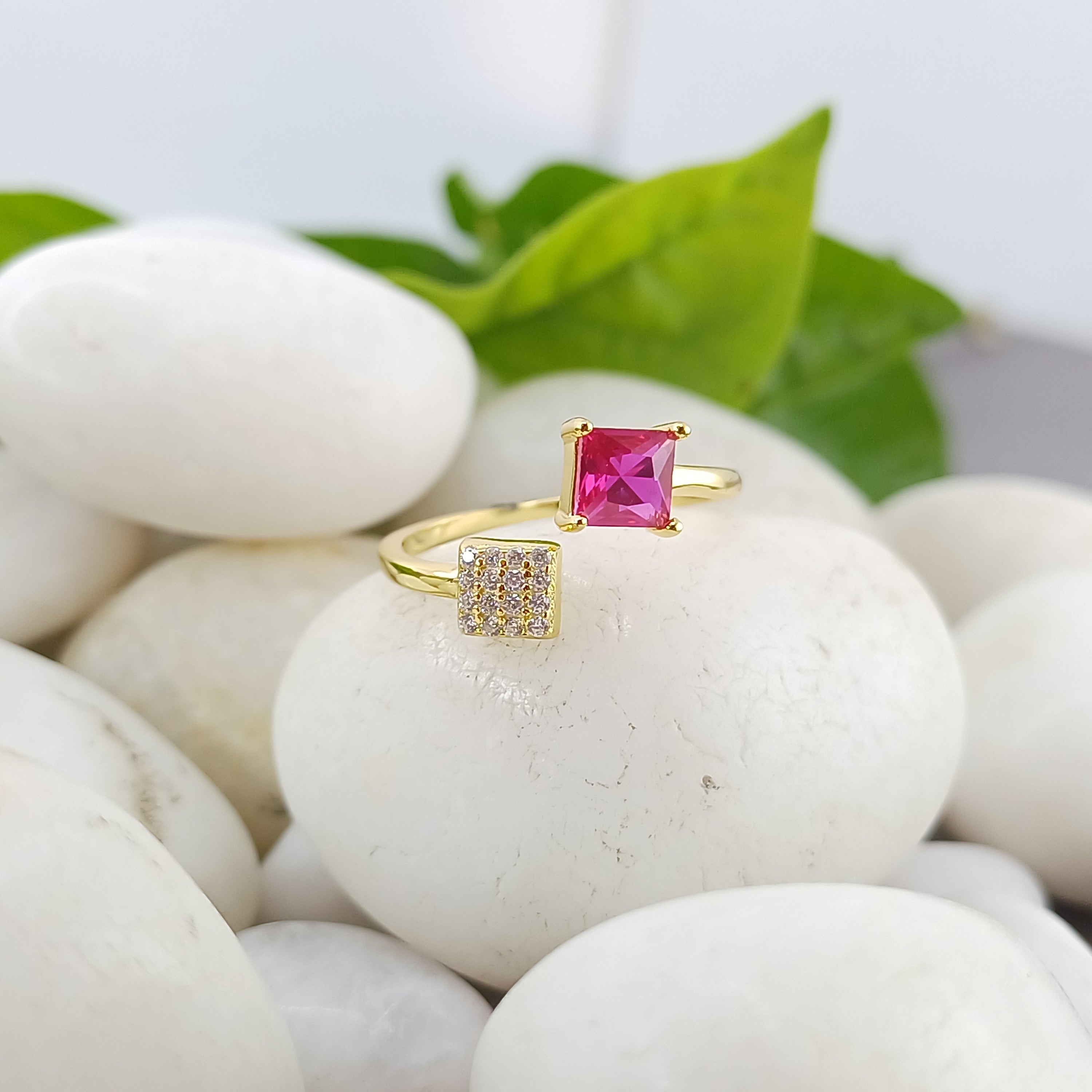 Modern Asymmetry Square Ring
