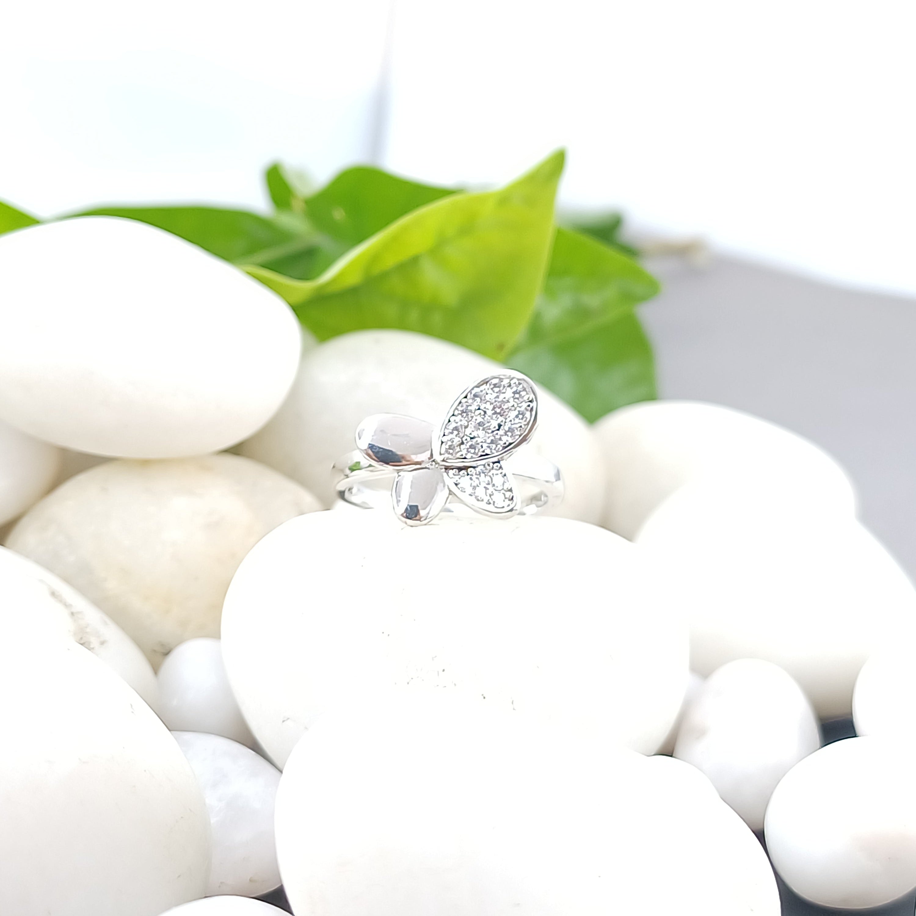 Gilded Garden Butterfly Ring