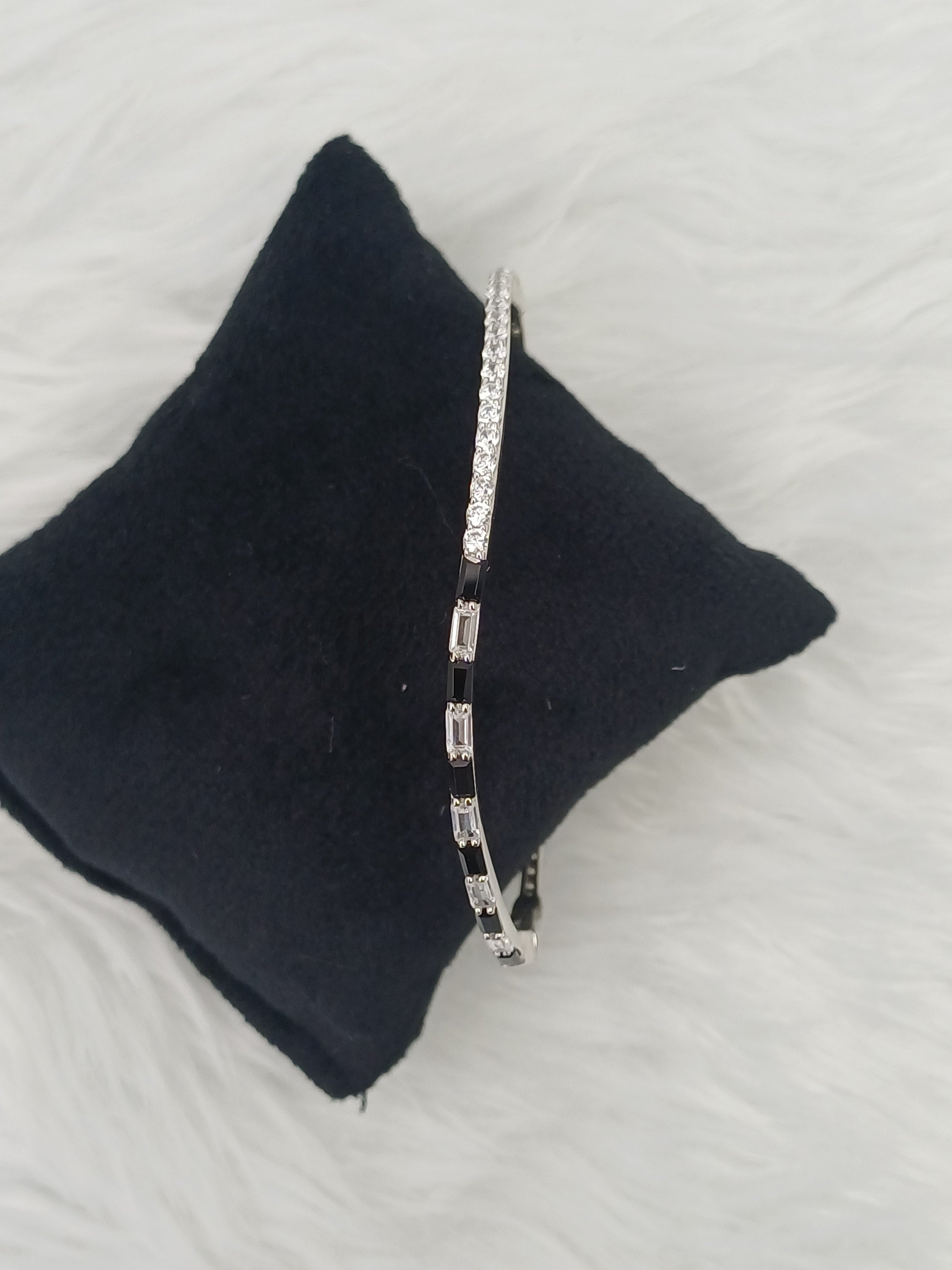 Two-Tone Geometric Silver Hinged Bracelet