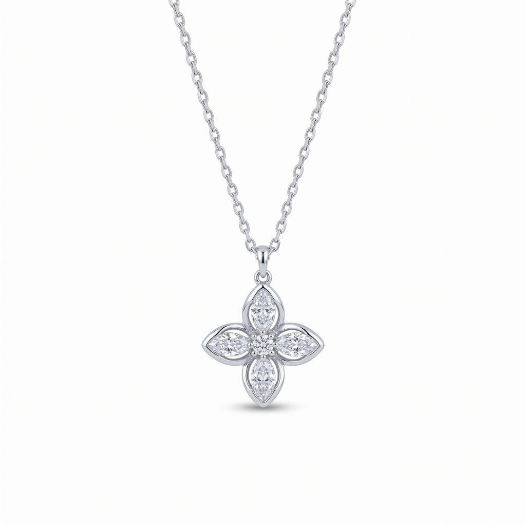Aura Silver Clover Necklace