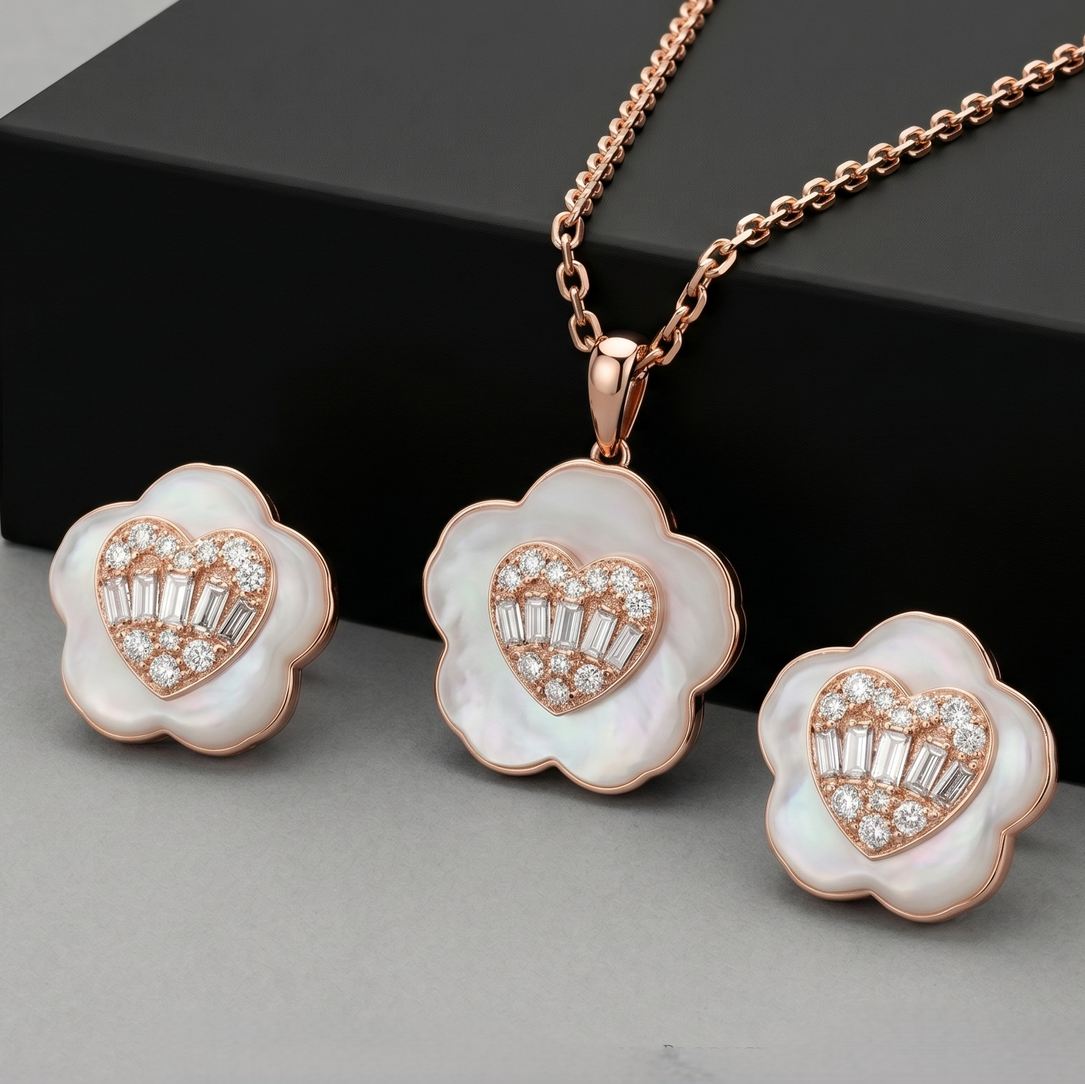 Luminous Mother of Pearl Blossom necklace Set