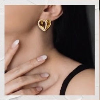 Pearl Elegance Studs