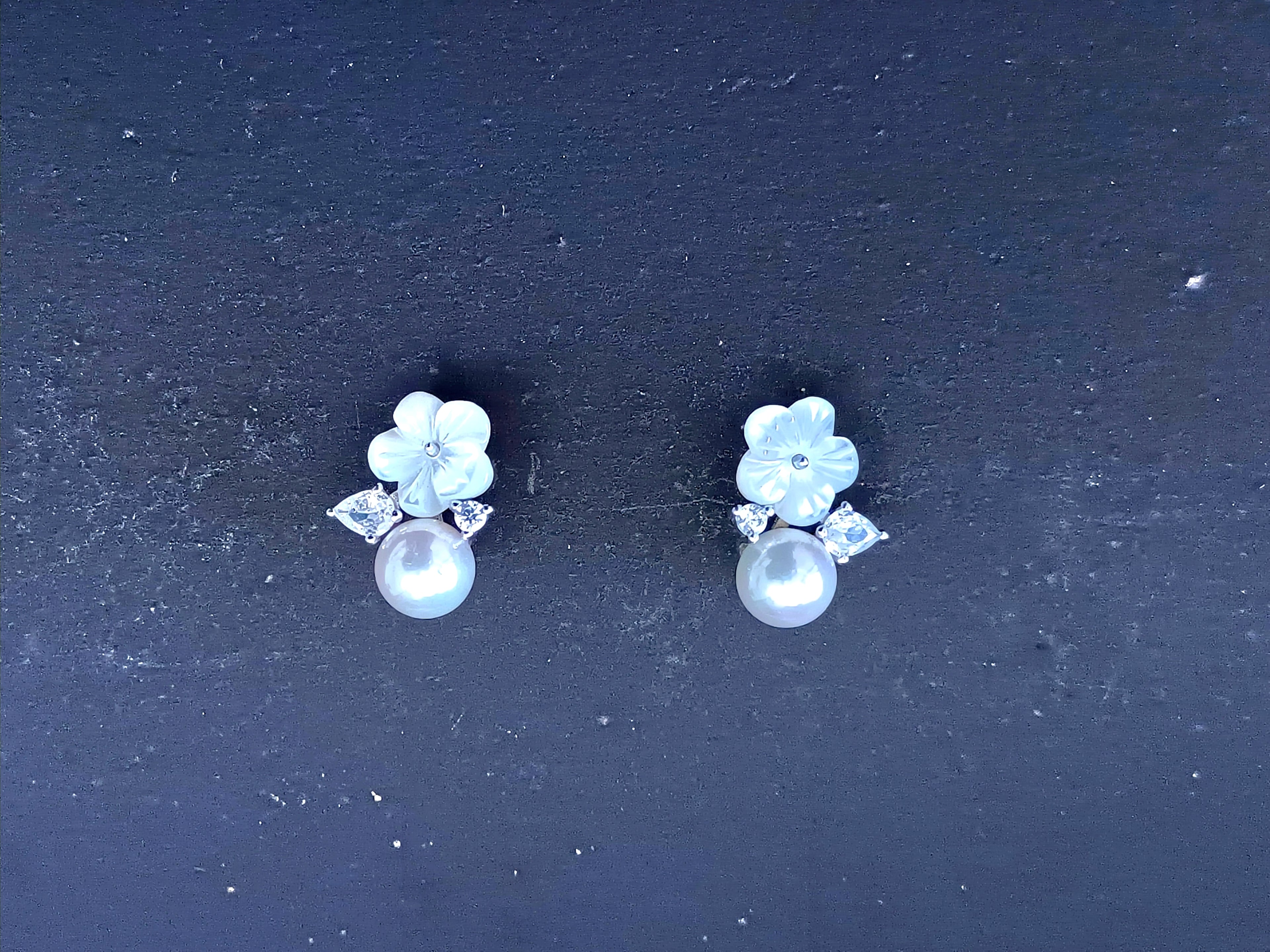 Twisted Hoop Earrings